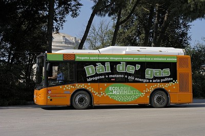 Environment: The made-in-Italy hydromethane bus awarded a prize by the European Commission 
