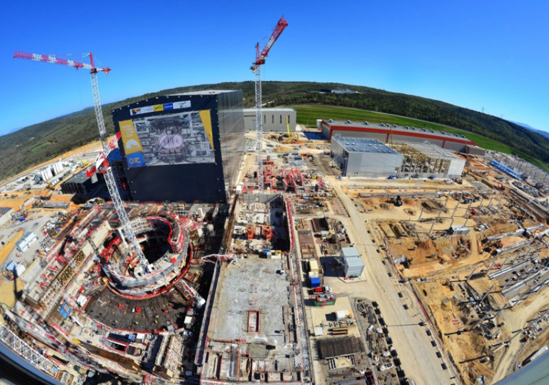 Il sito dove si sta costruendo il reattore ITER (Cadarache, Francia)