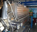 Ondulatore magnetico di proprietà ENEA, installato presso i Laboratori INFN di Frascati. Gli elettroni accelerati entrano nell’ondulatore, dove essendo soggetti a forti campi magnetici alternati emettono intensa radiazione laser dall’ultravioletto ai raggi X 