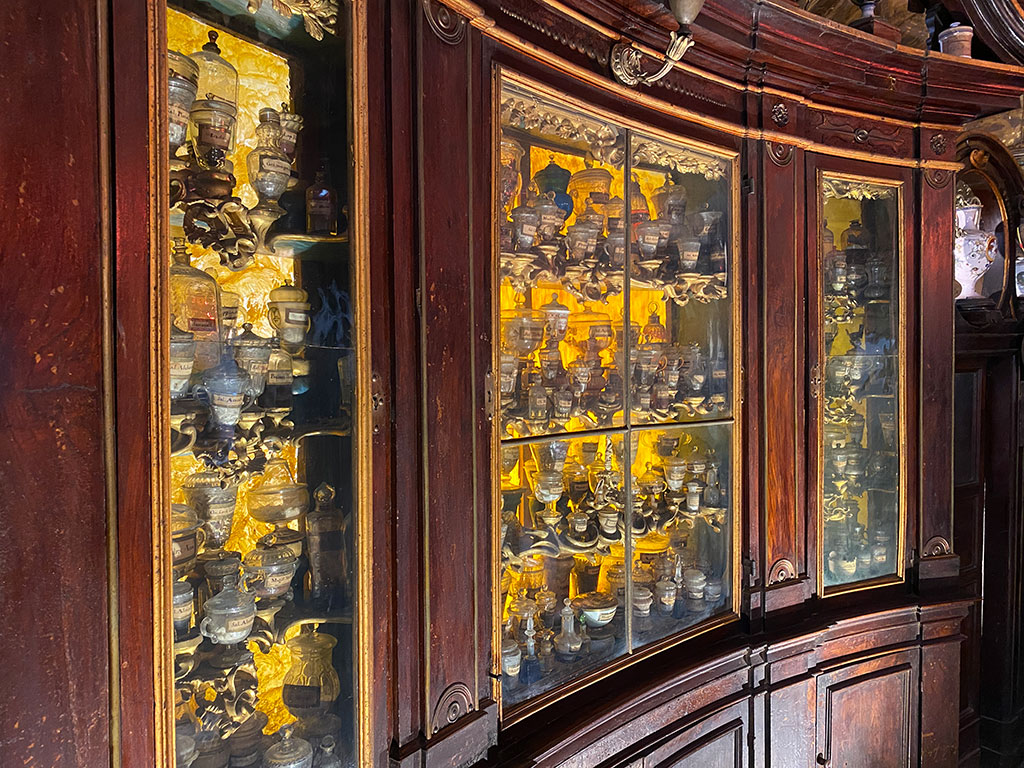 Armadi all render: ricostruzione 3D tramite fotogrammetria dell’interno dell’armadio della sala dove sono conservati erbari e ricette di S. Maria della Scala – Trastevere – Roma
